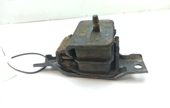 Subaru Impreza II Engine mount bracket 41022FA000