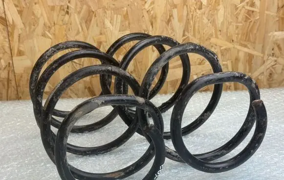 BMW 5 E60 E61 Front coil spring 