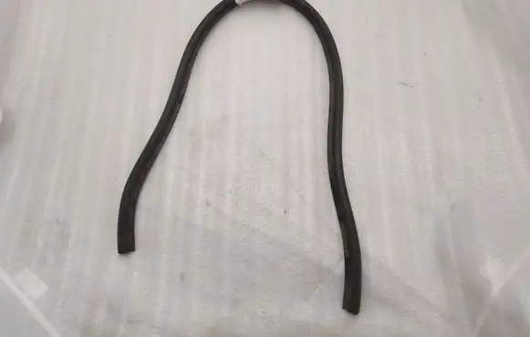 Volkswagen PASSAT B8 USA Engine compartment rubber 561823723