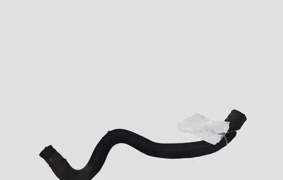 Volvo V70 Engine coolant pipe/hose