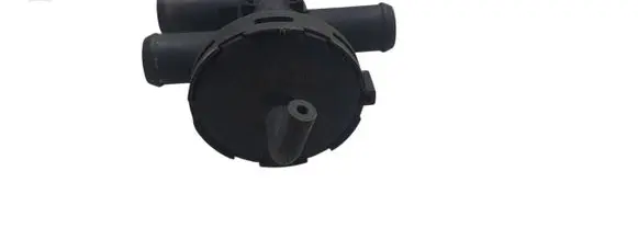 Saab 9-5 Coolant heater control valve 90457649
