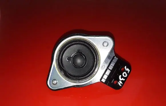 Hyundai i40 Front door high frequency speaker 963903Z000