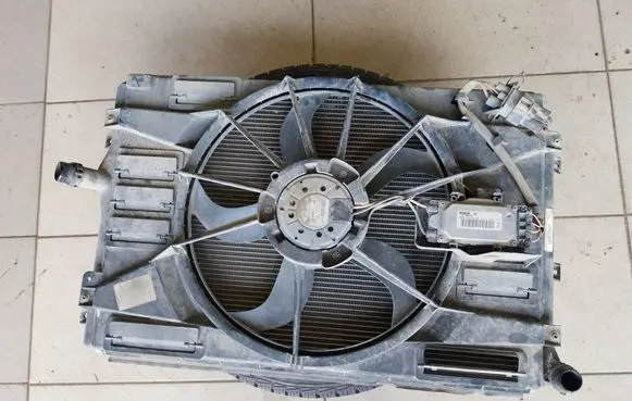 Volkswagen Caddy Radiator set 1K0121203AN 1137328616