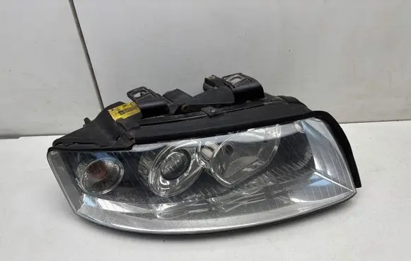 Audi A4 S4 B6 8E 8H Headlight/headlamp 8E0941004T 89309100