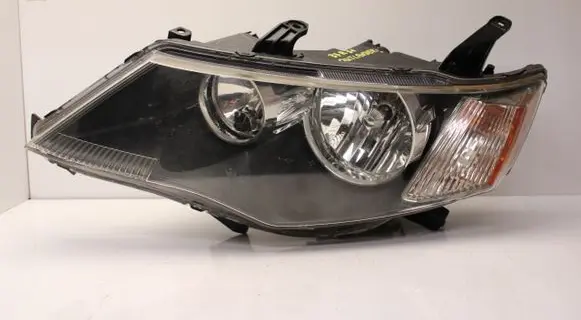 Mitsubishi Outlander Headlight/headlamp 
