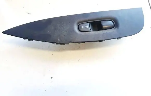 Nissan Qashqai Electric window control switch 809604eh0ax