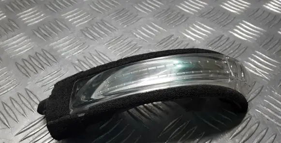 Toyota Land Cruiser (J150) Mirror indicator light A045053 60155