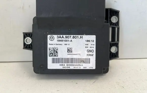 Volkswagen PASSAT CC Hand brake control module 3AA907801H GN00324689W