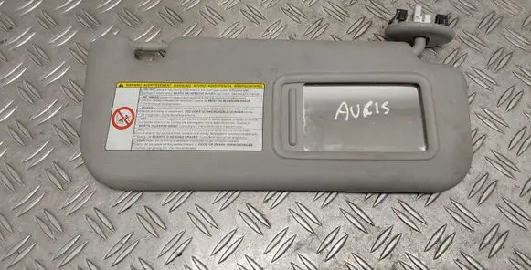 Toyota Auris 150 Sun visor