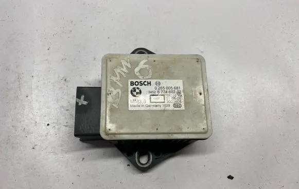 BMW 5 E60 E61 Acceleration sensor 6774602