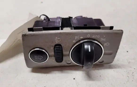 Mercedes-Benz E W211 Light switch 2115450504 04056063 7217