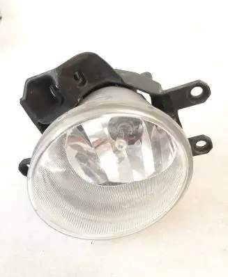 Toyota Hilux (AN120, AN130) Front fog light 17876