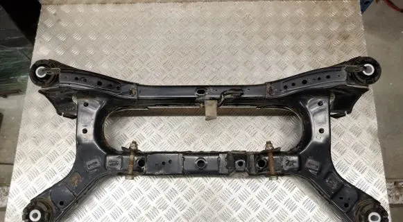Lexus ES 300h (7th Gen) Rear subframe 5120633120