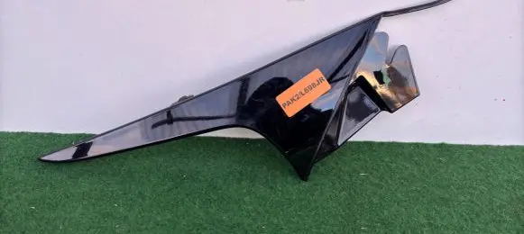 Ford Mustang Mach-E Tailgate/trunk spoiler LJ8B-R44219