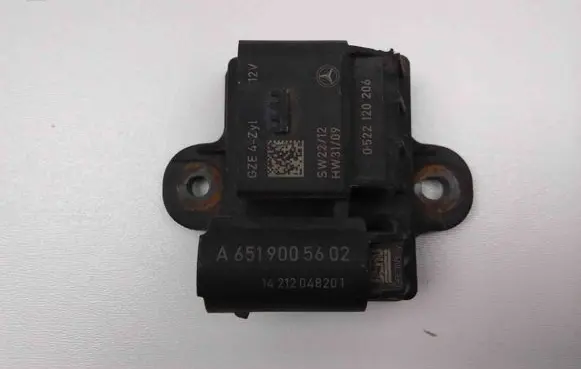 Mercedes-Benz GLA W156 Glow plug pre-heat relay A6519005602