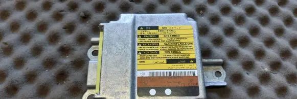 Toyota Avensis T220 Airbag control unit/module 8917005030 202592102D
