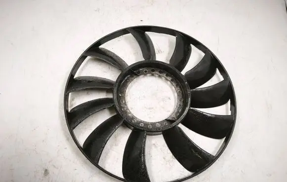 Audi A4 S4 B5 8D Fan impeller 058121301B