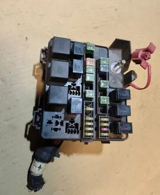 Chrysler Sebring (ST-22 - JR) Fuse box set P04608584AF