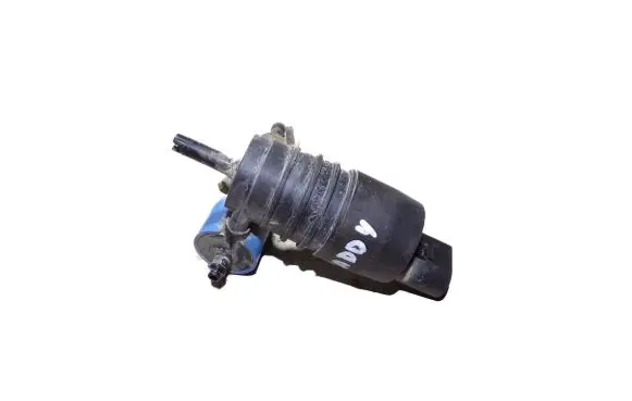 Volkswagen Caddy Windscreen/windshield washer pump