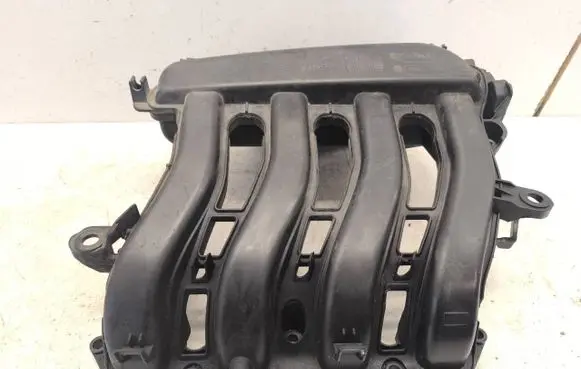 Renault Megane III Intake manifold 8200647713