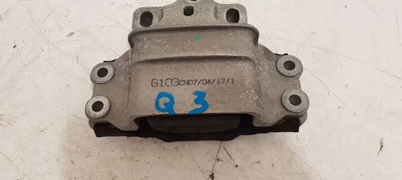 Audi Q3 8U Gearbox mount 8U0199555