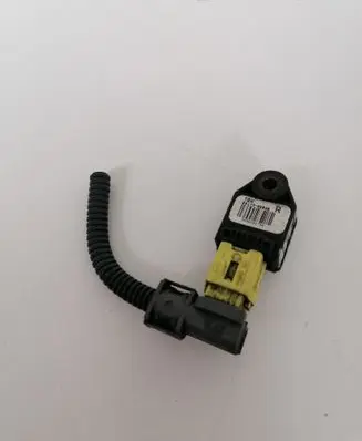 Toyota RAV 4 (XA30) Airbag deployment crash/impact sensor 8917305040