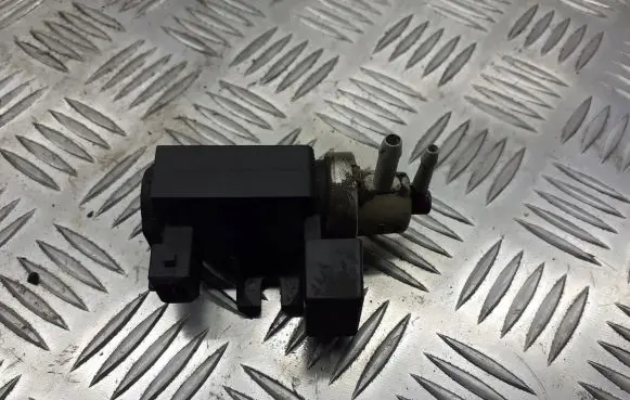 Opel Combo C Vacuum valve 8972191550
