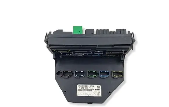 Mercedes-Benz E W212 Fuse module A2129007104 A2125452501 A2129024002