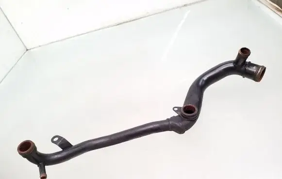 Audi A6 S6 C5 4B Engine coolant pipe/hose 059121071P