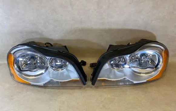 Volvo XC90 Headlight/headlamp 30764397 89008785