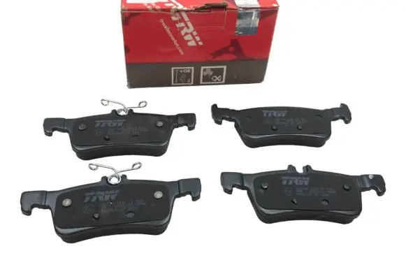 Peugeot 308 Brake pads (rear) 1611331480 GDB2055