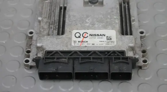 Nissan X-Trail T32 Engine control unit/module 237104BE0D