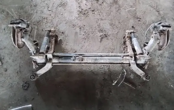 Citroen Xsara Picasso Rear axle beam 