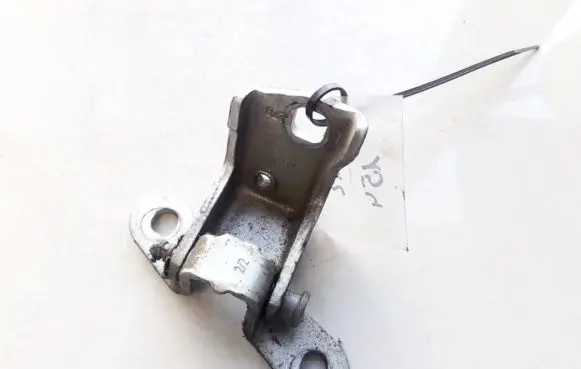 Ford Mondeo MK II Rear door lower hinge 93bbf26800ak 93bb-f26800-ak