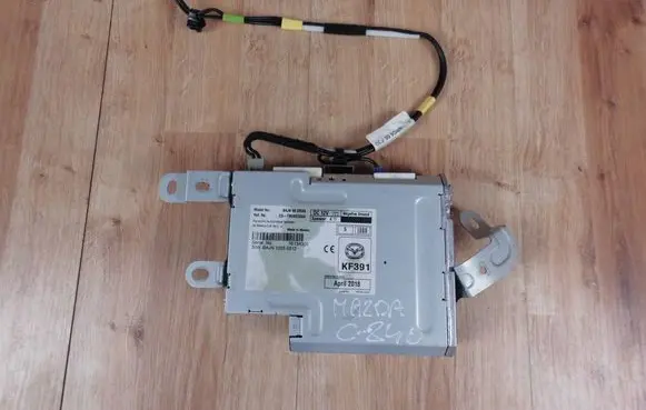 Mazda 3 III Aerial antenna amplifier BAJN66DRXA