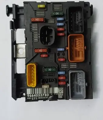 Peugeot 207 BSM Control unit 9664055780 BSML1100 L11