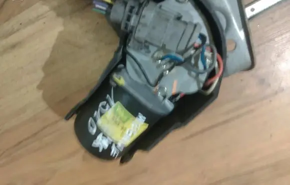 Renault Megane I Wiper motor 53548402