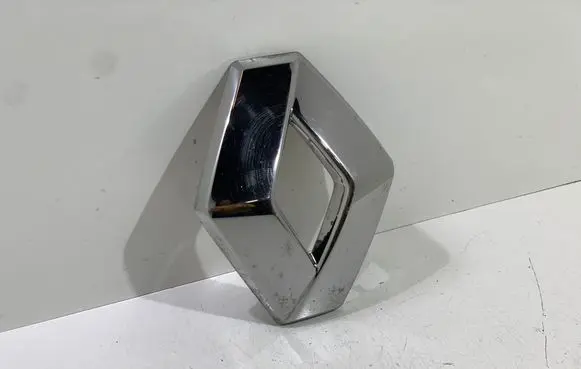 Renault Espace V (RFC) Manufacturer badge logo/emblem 628909814R