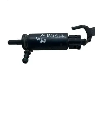 Volkswagen Tiguan Headlight washer pump 3B7955681 3408