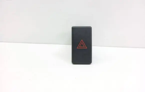 Toyota Avensis T250 Hazard light switch 157963