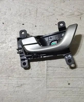 Hyundai Kona I Front door interior handle 82613J9000