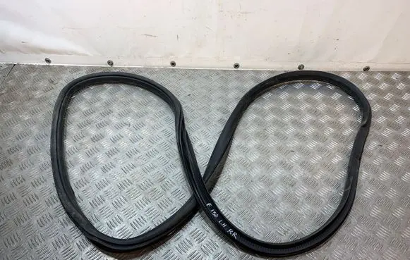 Ford F150 Rear door rubber seal (on body) 