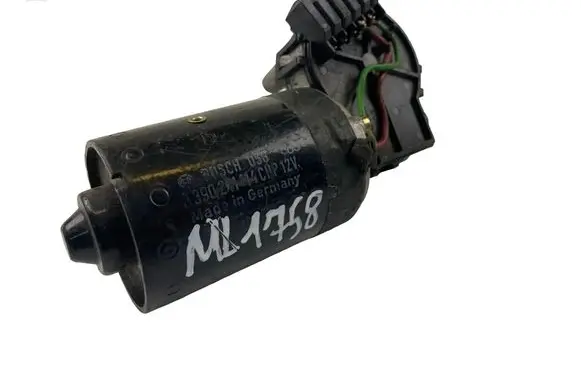 Mitsubishi Carisma Wiper motor 0390241114