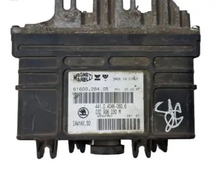 Skoda Superb B5 (3U) Engine control unit/module 6160028405 032906030M 441040460606