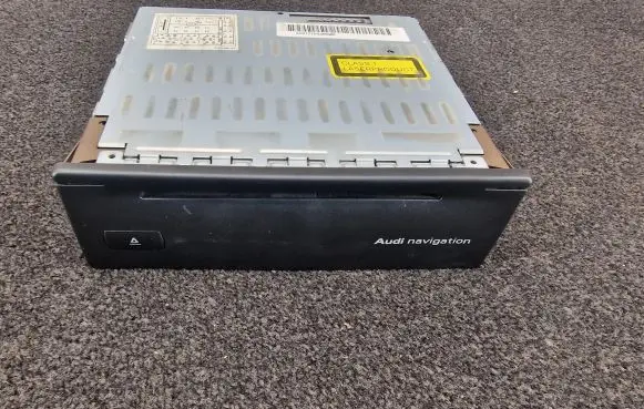 Navigation unit CD/DVD player