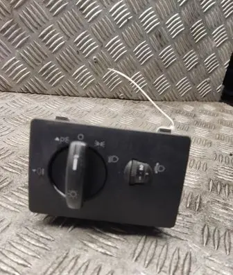 Ford Focus Light switch 4m5t13a024ea