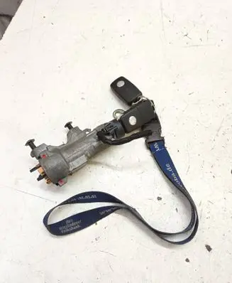 Volkswagen Golf IV Ignition lock 4B0905851C
