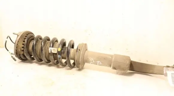 Front shock absorber with coil spring
