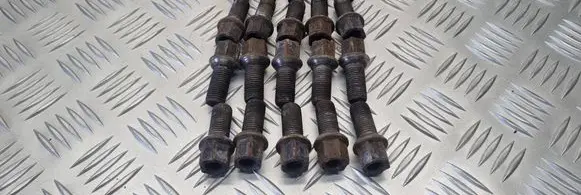 Mercedes-Benz S W220 Nuts/bolts 