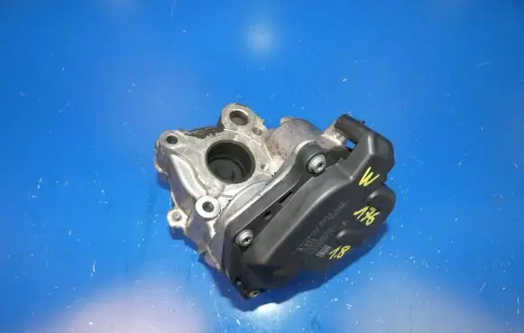 Mercedes-Benz A W176 EGR valve A6511400760 A2C83261200